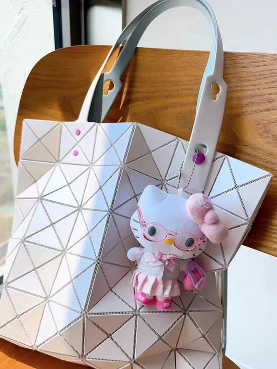 ISSEY MIYAKE Pink Mix Geometry Lingge Tote Bag - Picture 5 of 5